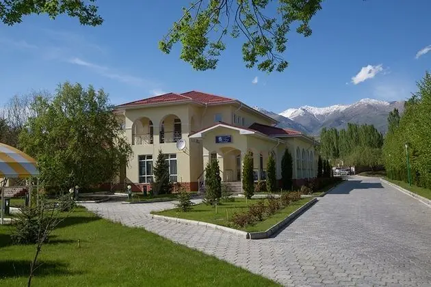 Hotel Aurora Plus