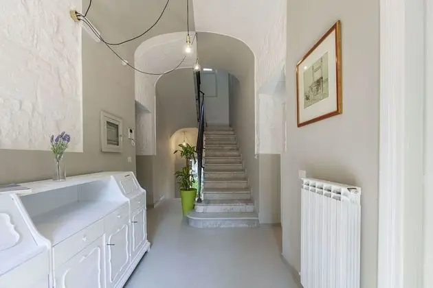 Villa Aurora Residence - Hostel - Lobi