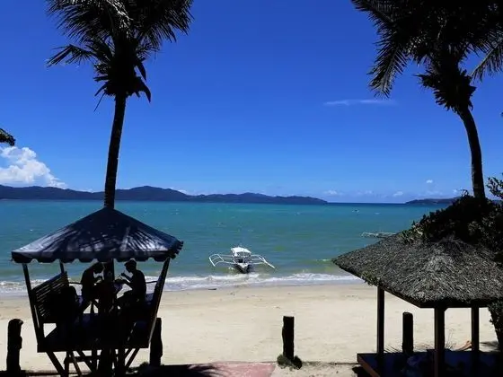 Ausan Beach Front Cottage and Restaurant