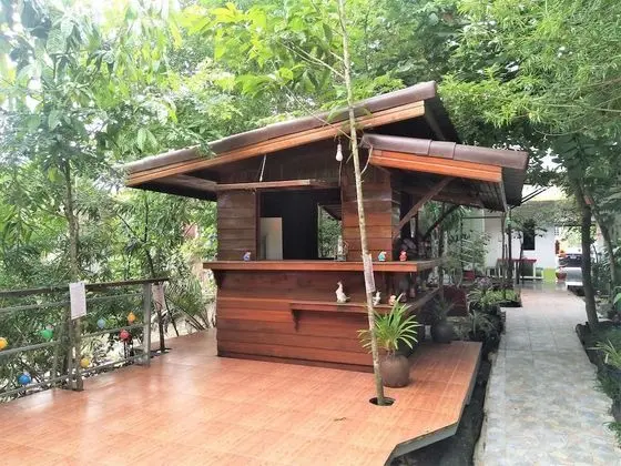 Ausgust Riverside Resort