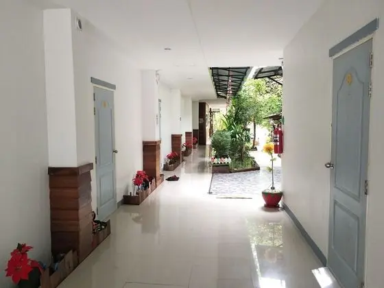 Ausgust Riverside Resort - İç Mekan