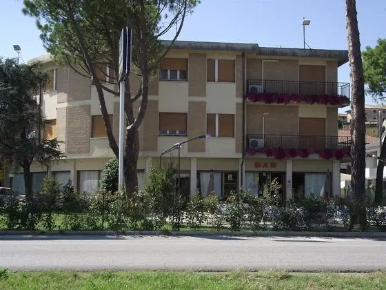 Ausonia Hotel Ristorante - 1