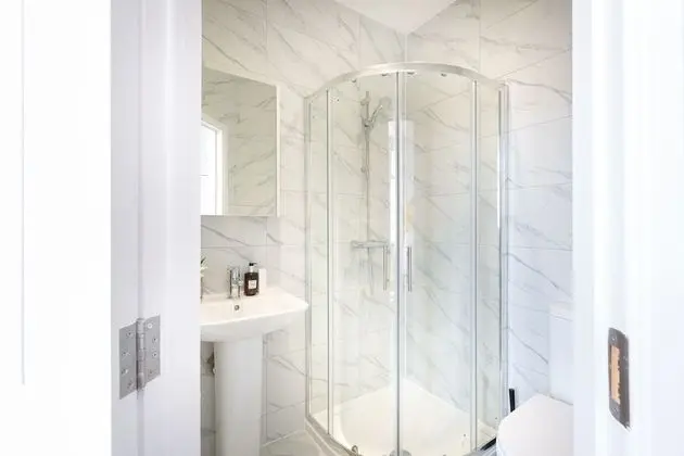 Austin David Apartment Harrow - Banyo Tipleri