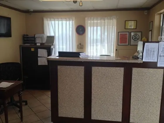 Austin Motor Inn - Lobi