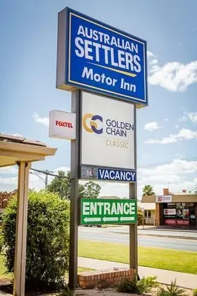 Australian Settlers Motor Inn - Dış Mekan