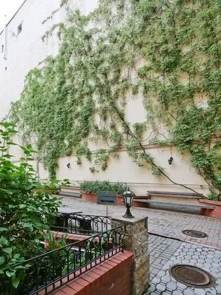 Austrian Yard at Furshtatskaya 45 - Dış Mekan
