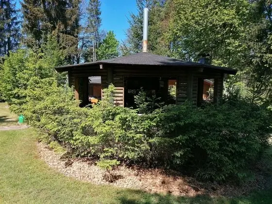 Authentic Chalet in Wibrin With Private Fish Pond - Dış Mekan