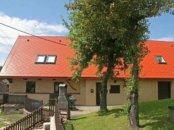 Authentic Holiday Home with Garden near Trutnov - Dış Mekan