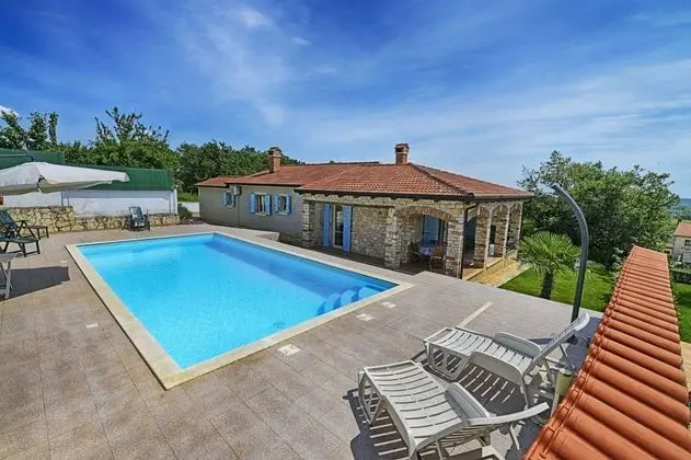 Authentic Holiday Home With Private Pool & Covered Terrace - Öne Çıkan Resim