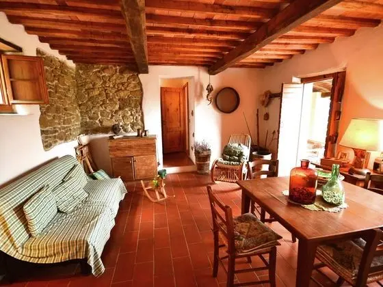 Authentic Tuscan Country Home Situated Between Pistoia and Lucca - Öne Çıkan Resim