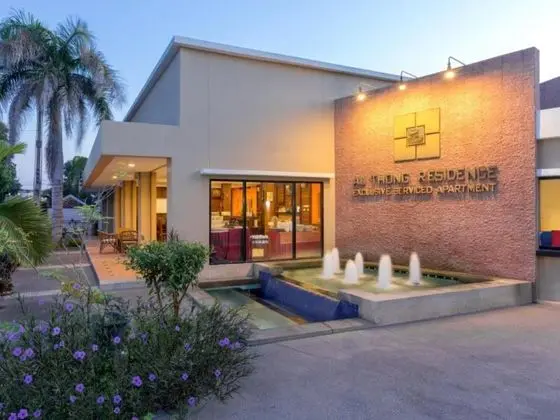 Authong Residence