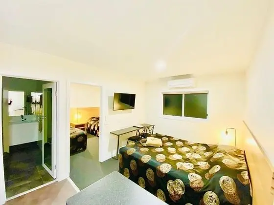 Auto Lodge Motor Inn - Oda