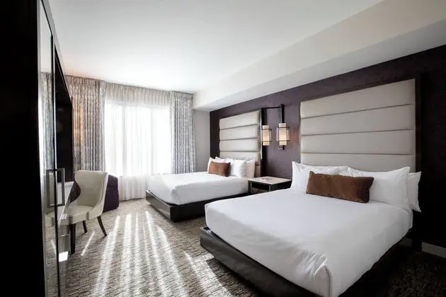Autograph Collection Ambassador Hotel Kansas City