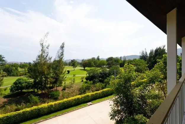 Autumn Seaview Huahin Condominium