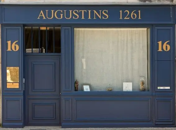 Aux Augustins - Dış Mekan