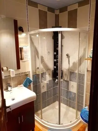 Aux Chambres Sussuriennes - Banyo Tipleri
