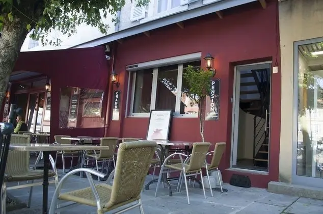 Aux Platanes - Lobi