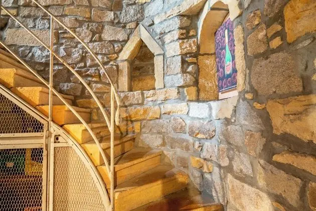 Aux Prisons de Montagny - Öne Çıkan Resim