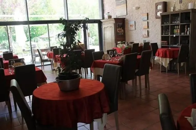 Aux Sabots Rouges - Yerinde Yemek