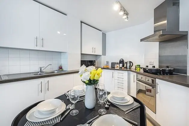 Av Stays Central London 2 Bedroom Riverside - Öne Çıkan Resim