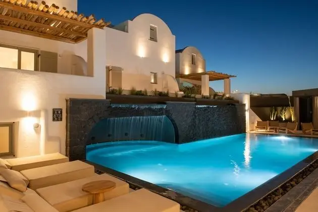 AVAL All Suite Hotel