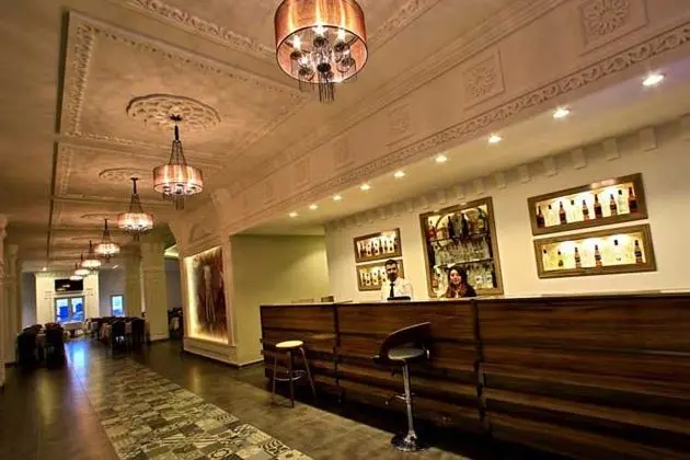 Avalon Altes Hotel - Lobi
