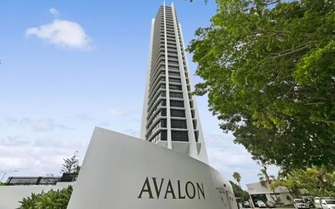 Avalon Apartments - Q Stay - Dış Mekan