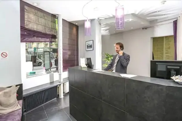 Avalon Appart'Hotel Paris Gare du Nord - Lobi
