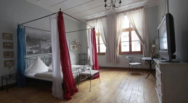 Avalon Bed & Breakfast Themen/- Nichtraucherhotel