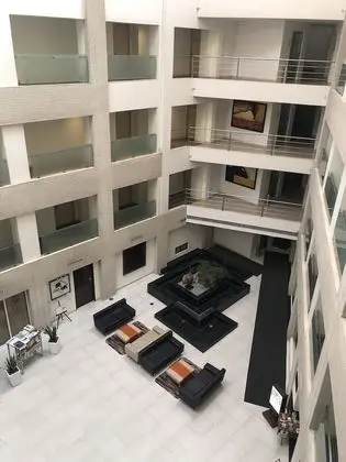 Avalon Courtyard - Dış Mekan