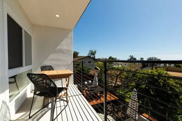 Avalon I by Avantstay Contemporary San Diego Condo w/ Large Patio - İç Mekan