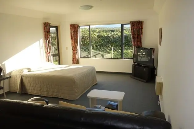 Avalon Manor Motel - Oda