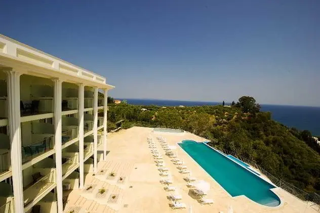 Avalon Hotel
