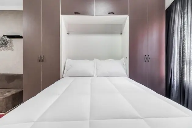 Avanhandava Street Apartment Complete