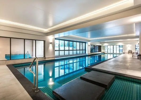 Avani Auckland Metropolis Residences - Havuz