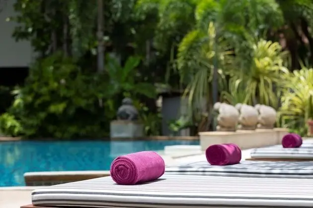 Avani+ Koh Lanta Krabi Resort - Havuz