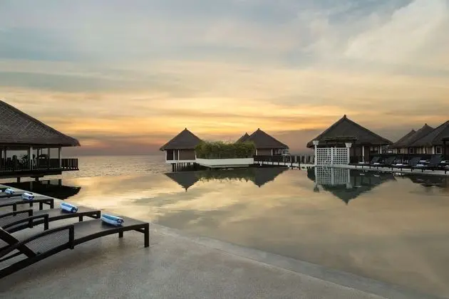 Avani Sepang Goldcoast Resort - Havuz