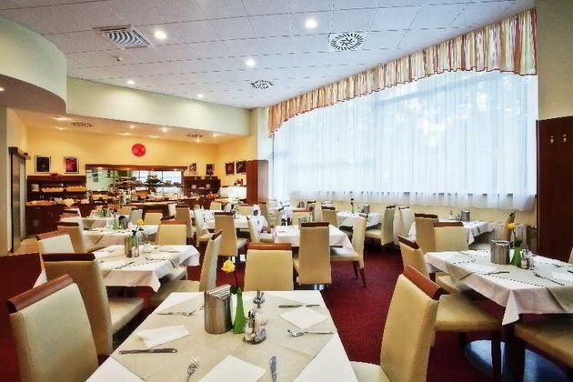 Avanti Hotel