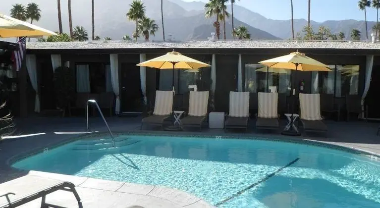 Avanti Hotel