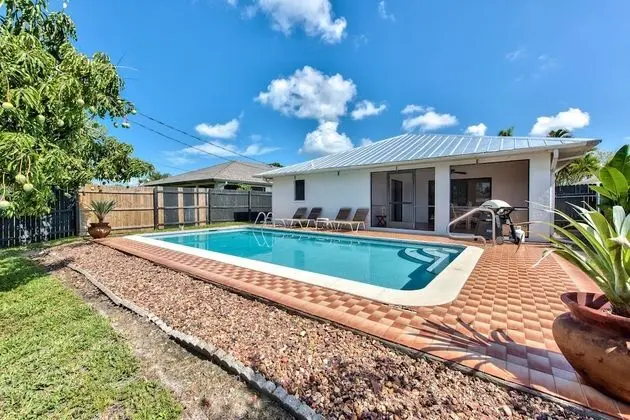 Avanti Vacation Rental Beach Home