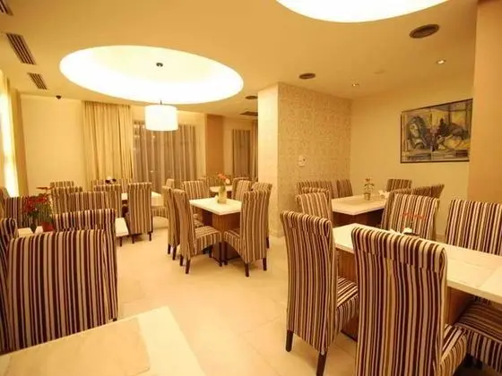 Ave Lux Hotel Brasov - Yeme / İçme