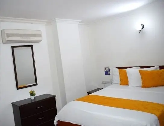 Hotel Avenida 3 Real