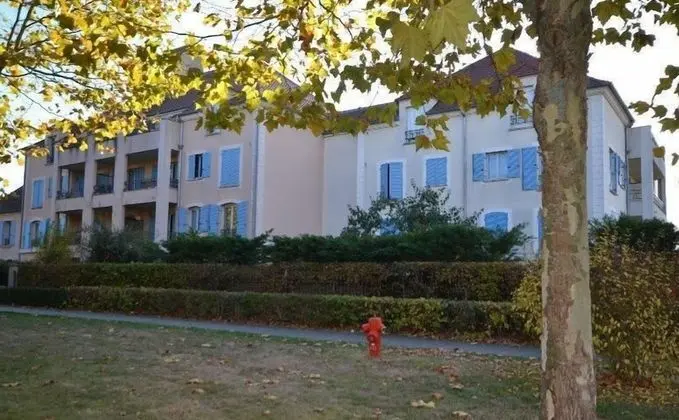 Avenue de Général de Gaulle Guesthouse - Dış Mekan