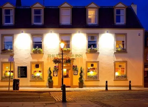 The Avenue Restaurant at The Victoria Inn