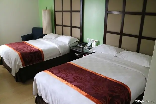 AVENUE SUITES