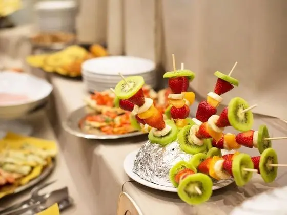 Hotel Avenusta - Yerinde Yemek