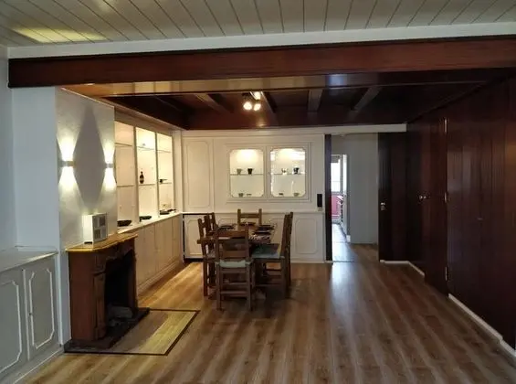 AVI City Burgplatz Apartments