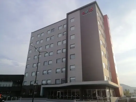 Avid Hotels Guadalajara Av Vallarta PTE, an IHG Hotel - Dış Mekan