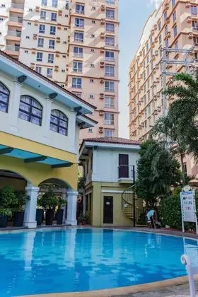 Avida Towers Sucat - Havuz