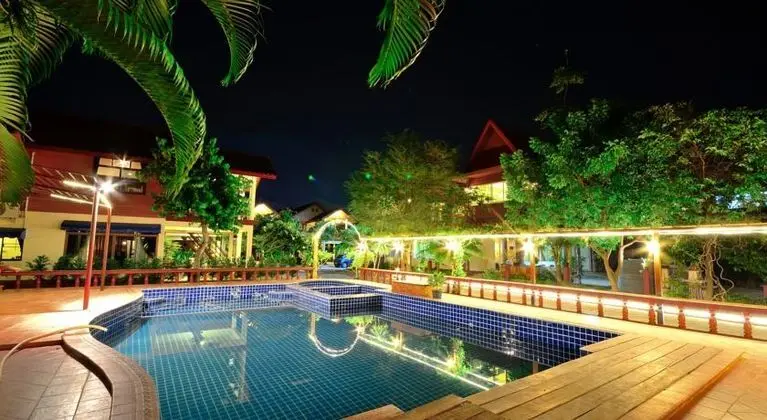 Avila Resort - Havuz